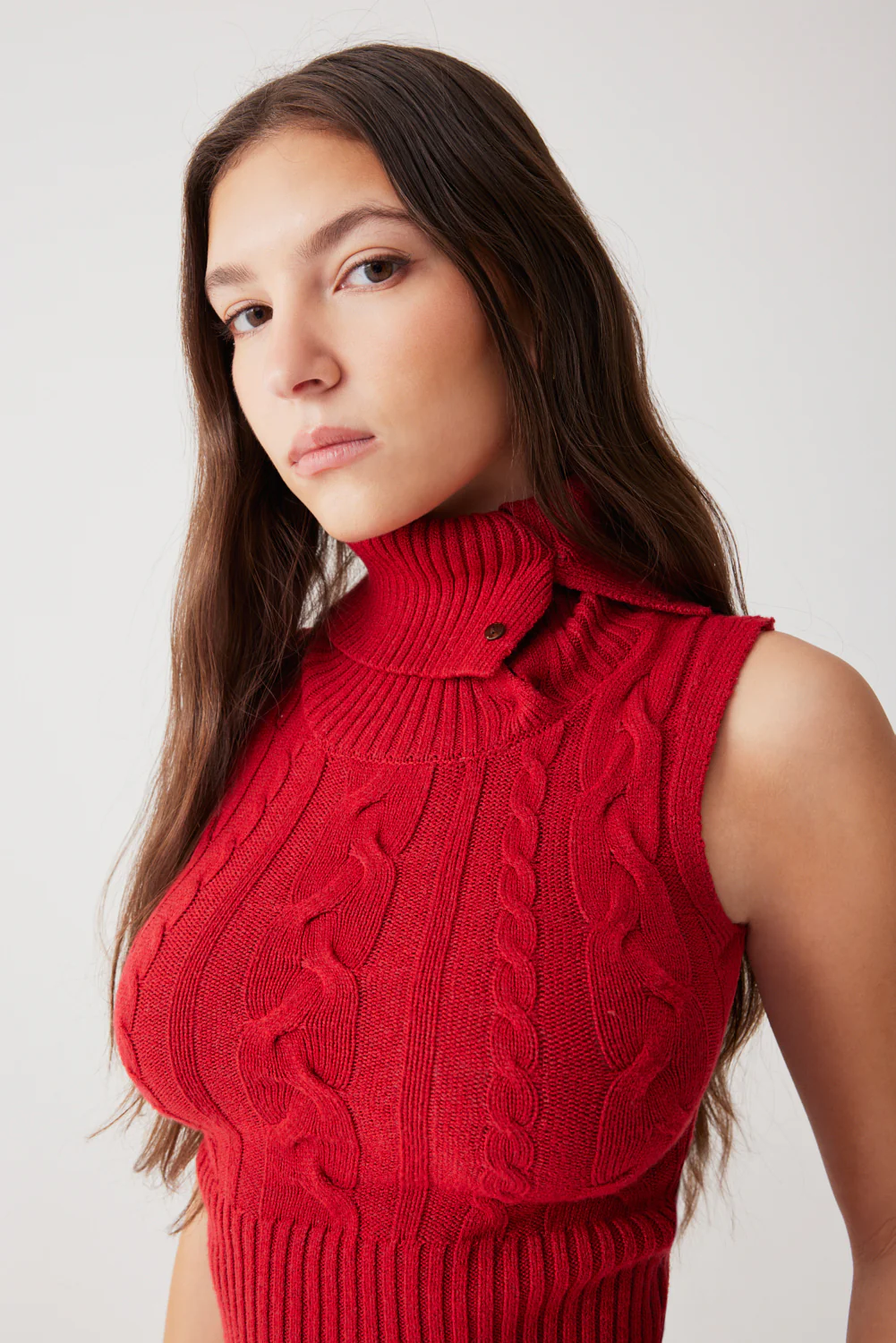 Axel Cable Cloud Knit Sleeveless Sweater - Red Velvet - Image 4