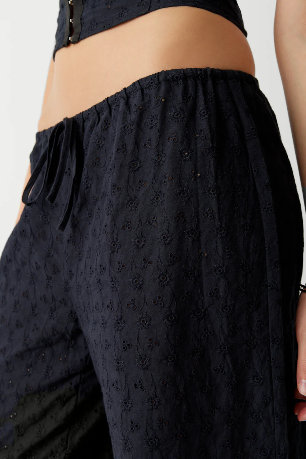 Daisy Eyelet Low Rise Pant - Black - Image 4