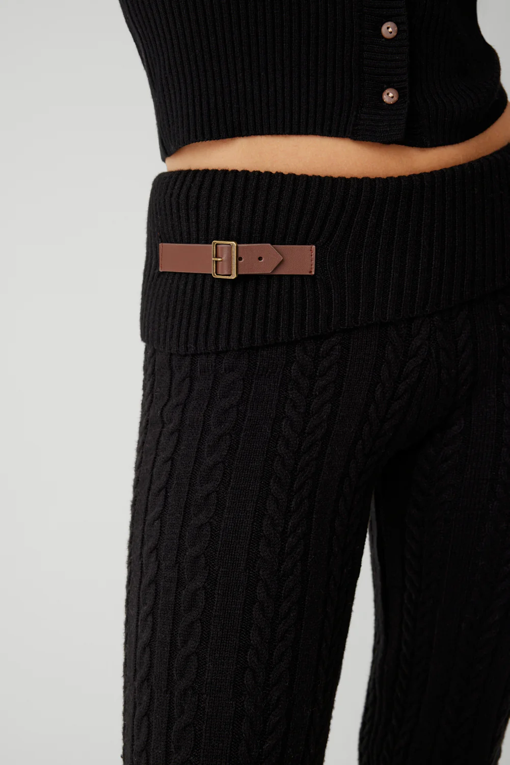 Fleur Cable Cloud Knit Pant - Black - Image 4