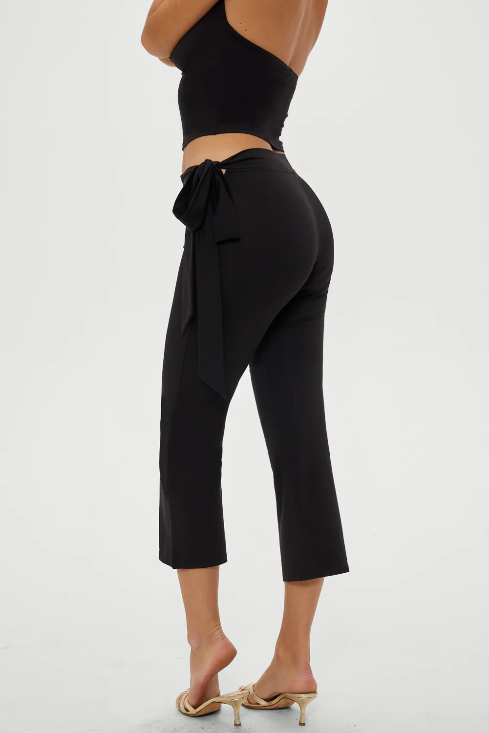 Jay Capri Pants - Black - Image 5