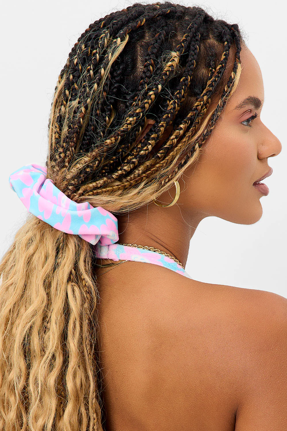Katy Terry Scrunchie - Daisy Dream - Image 2