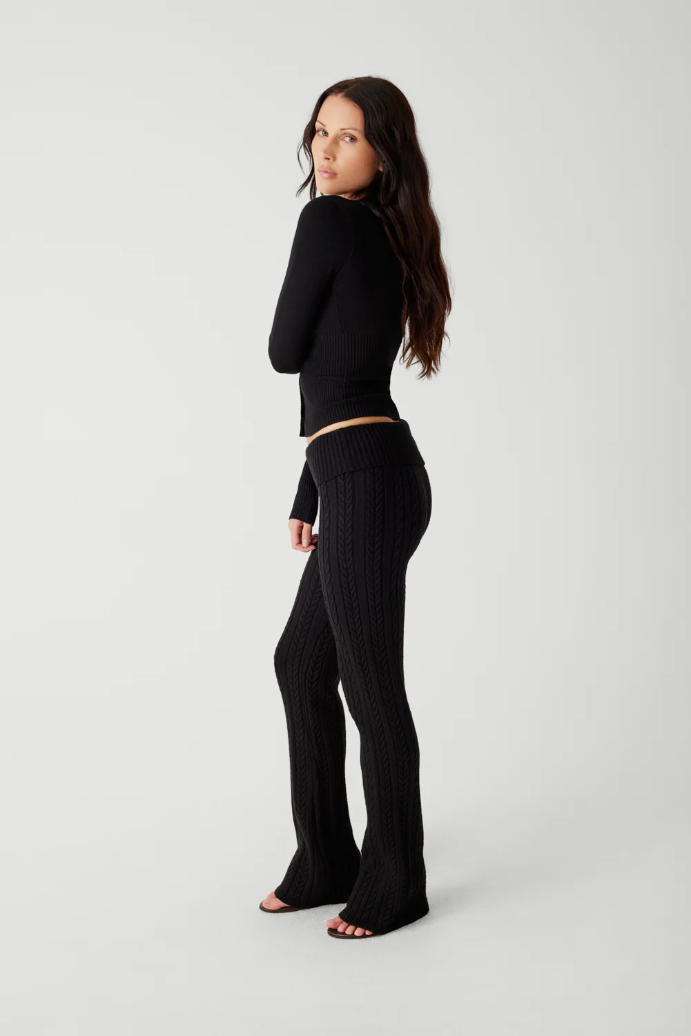 Lenon Cloud Knit Button Up Cardigan - Black - Image 5