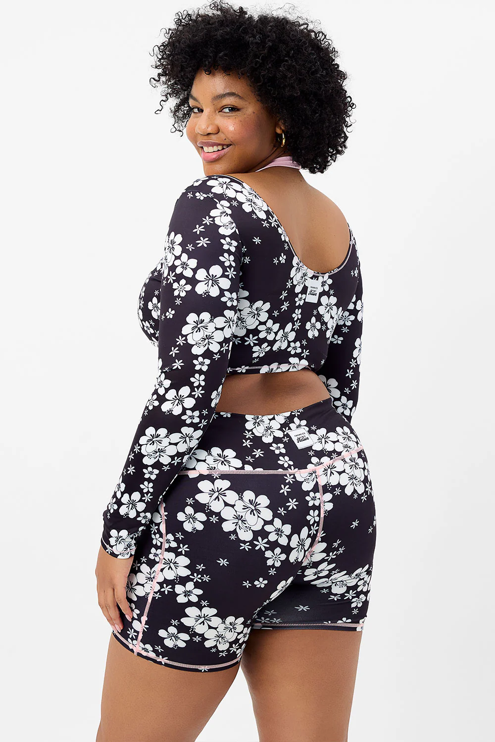Speedy Long Sleeve Floral Crop Top - Plush Plumeria - Image 4
