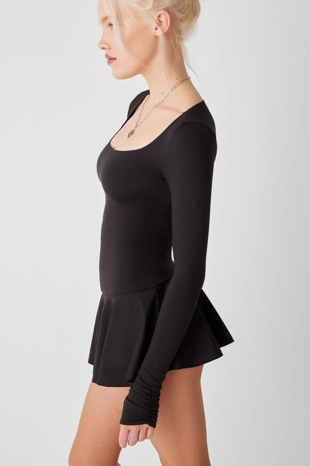 Star Low Rise Skort - Black - Image 2
