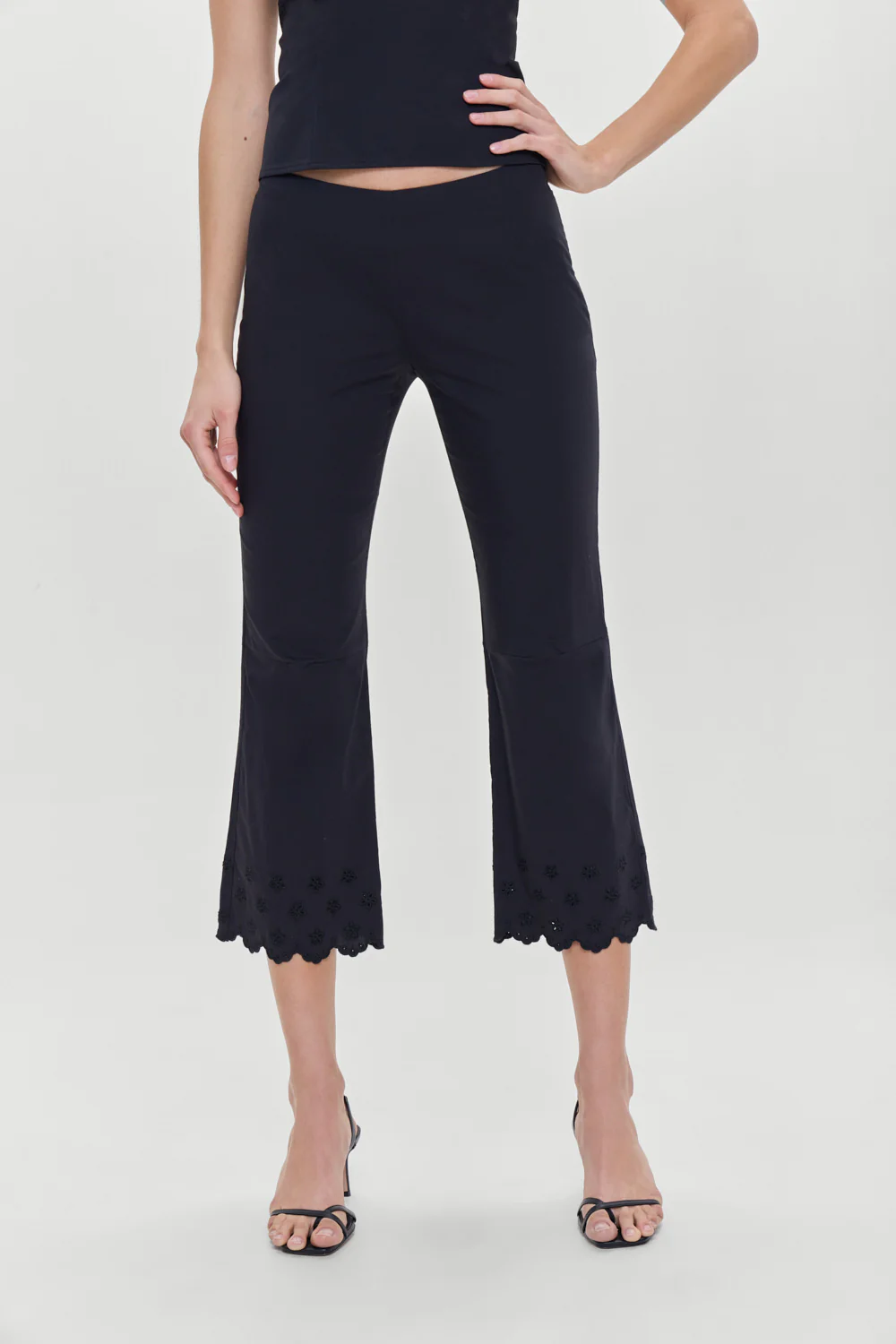 Twilight Capri Pants - Black