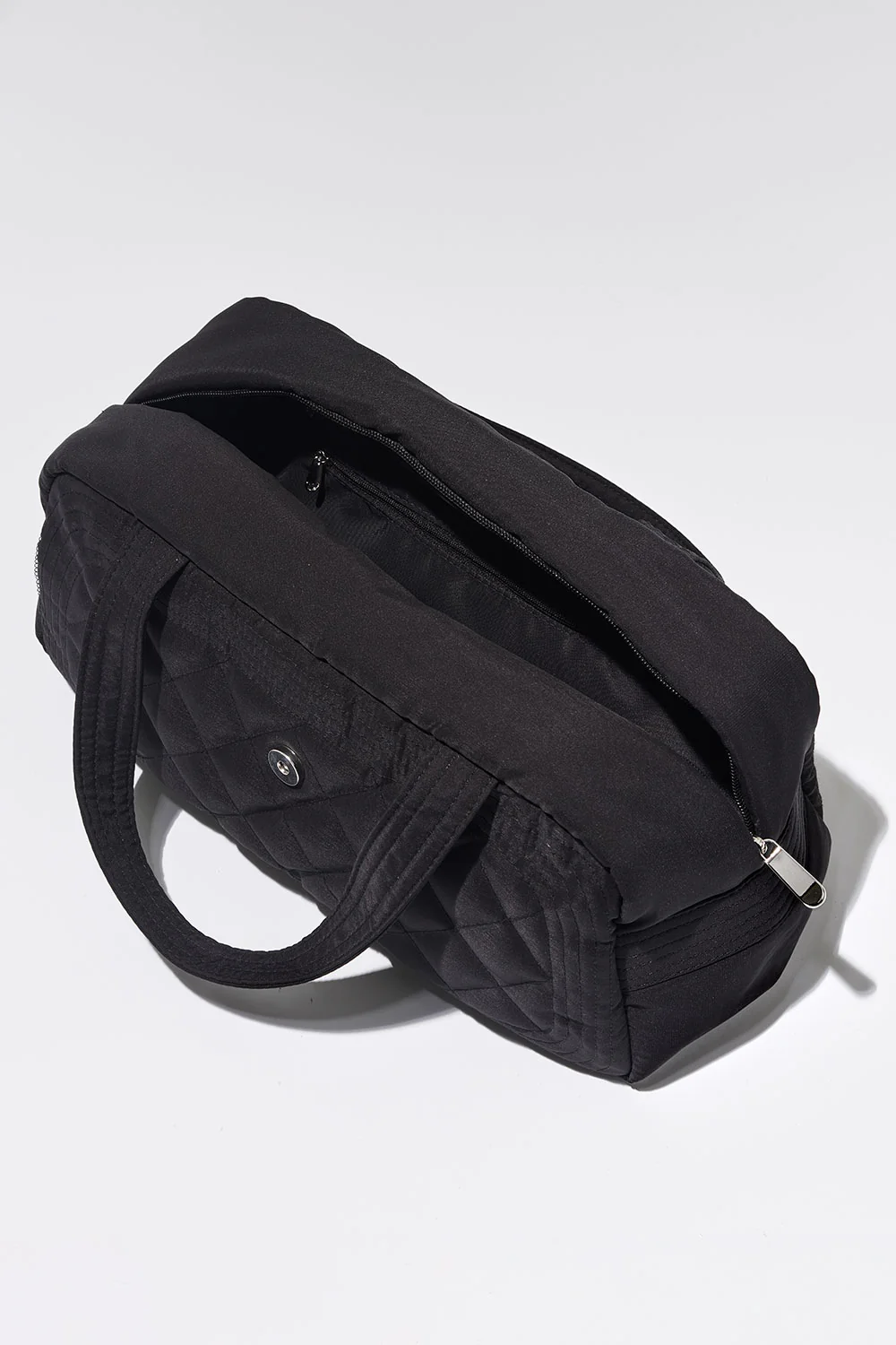Venus Quilted Bag - Black - Image 2