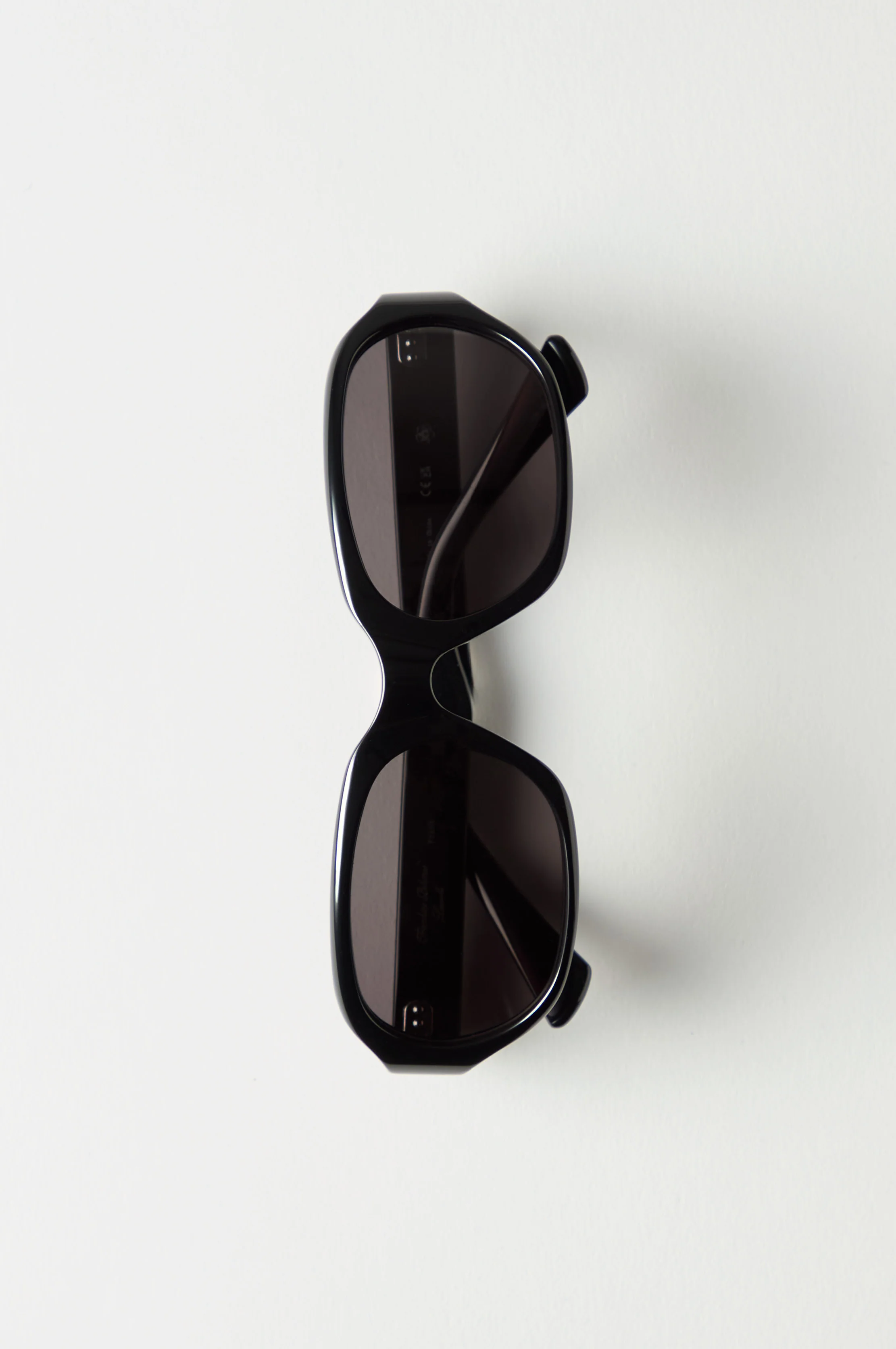 x LEXXOLA Frank Sunglasses - Night Shade - Image 6